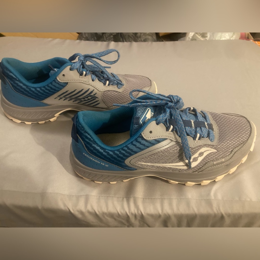 Saucony excursion TR 15 Women's Blue and Gray Running Shoes